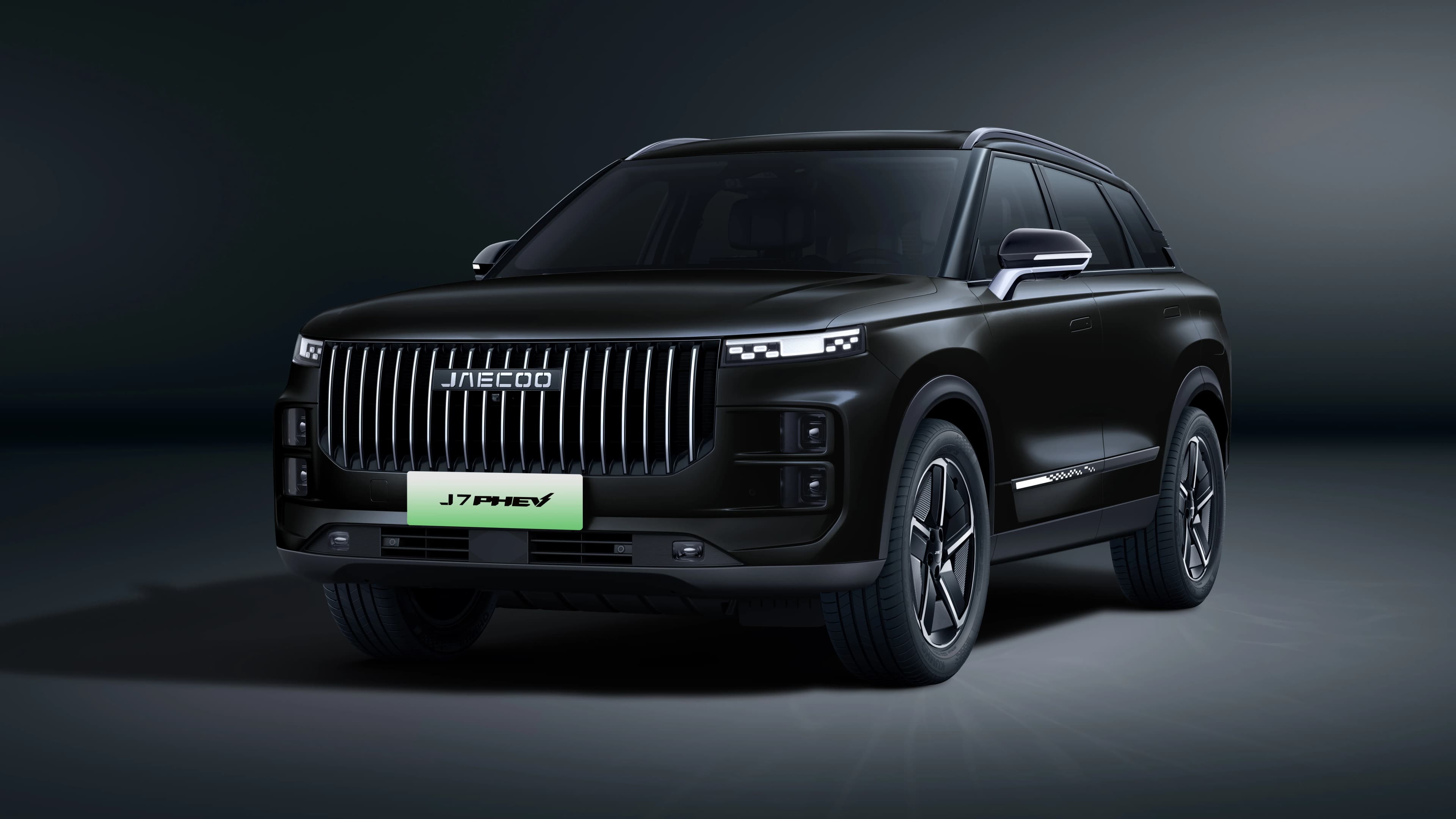 JAECOO J7 PHEV — 341 BHP Super Hybrid in Carbon Crystal Black